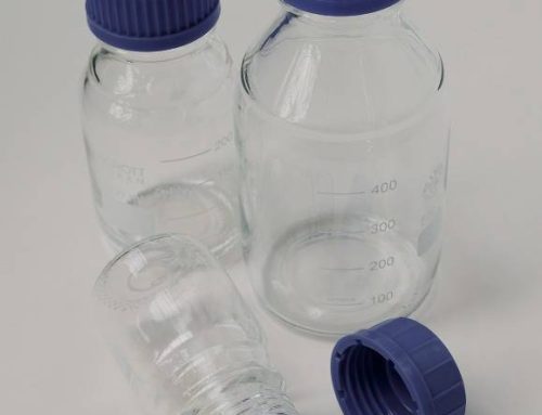 Why Using the Right Water Sample Container Matters for Pool Health
